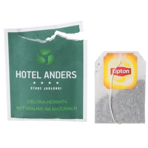 Lipton theezakje in bedrukte omslag