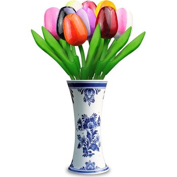 9 Tulips (big) in Delfts blue vase