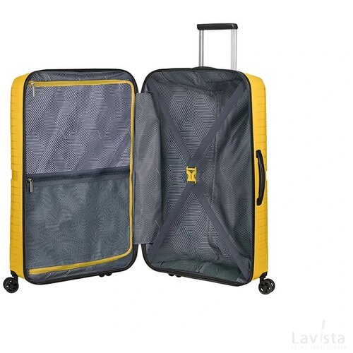 American Tourister Airconic Spinner 77