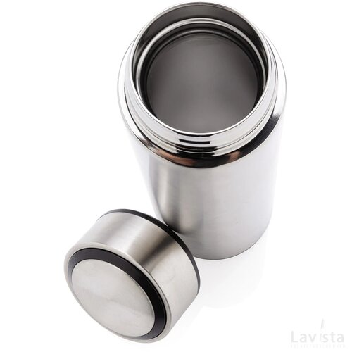 Vacuüm roestvrijstalen fles met geborsteld metalen dop zilver
