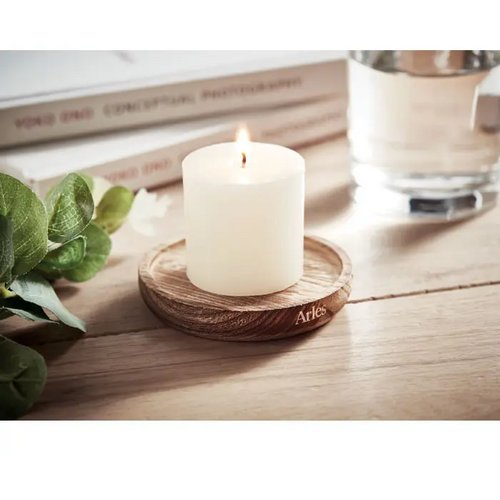 Kaars met ronde houten basis Pentas hout