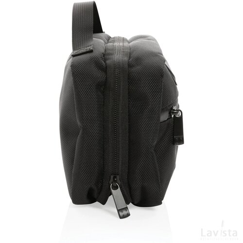 Swiss Peak AWARE™ RPET Voyager toilettas zwart