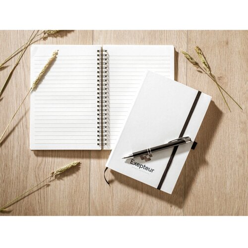 Milk Carton Notebook A5: Speels Notitieboekje in Compact Formaat