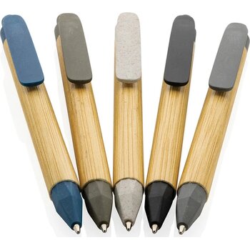 Write responsible recycled papieren pen gebroken wit