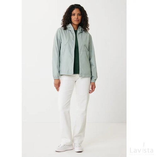 Iqoniq Logan gerecycled polyester lichtgewicht jas iceberg green