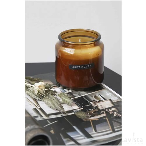 Wellmark Let 's Get Cozy 650 g geurkaars - cederhoutgeur Geel