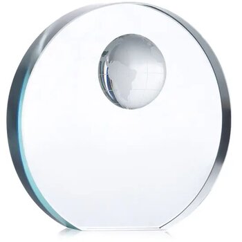 Glazen trofee met wereldbol Mondal transparant Glazen trofee met wereldbol Mondal transparant
