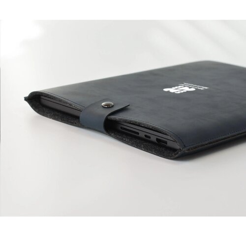 Recycled Leather Laptop Sleeve 16"