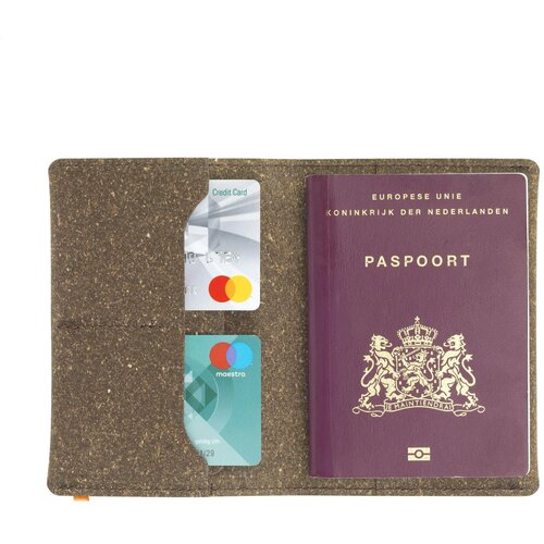 Recycled Leather Passport Holder Paspoorthoesje