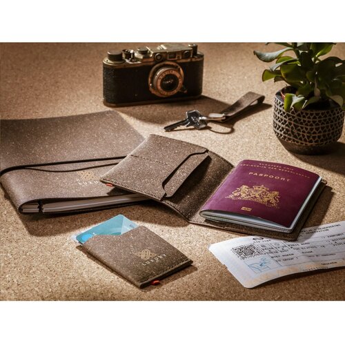 Recycled Leather Passport Holder Paspoorthoesje