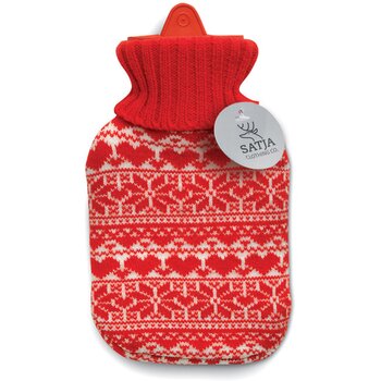 Kruik met trui in Scandinavisch design Rood
